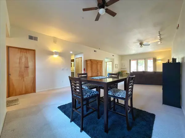 Santa Fe, NM 87506,1255 Avenida Morelia #102