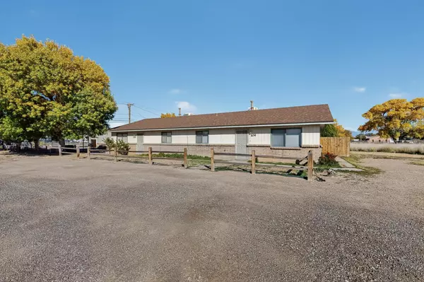 Los Lunas, NM 87031,102-104 Nathan CT