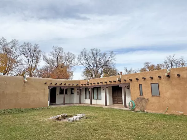 Taos, NM 87571,315 Theodora Street