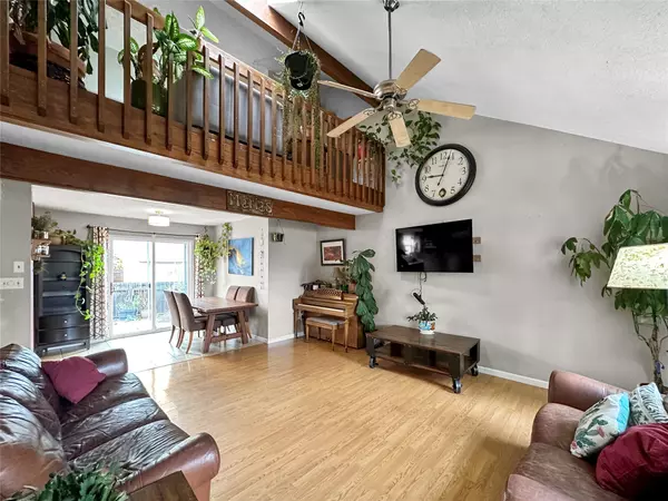 Santa Fe, NM 87507,1097 Willow Way