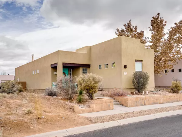 15 Via Sagrada, Santa Fe, NM 87508
