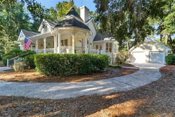 12 Forest Lake DR, Daufuskie Island, SC 29915