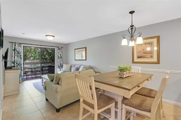 Hilton Head Island, SC 29928,45 Folly Field RD #7L