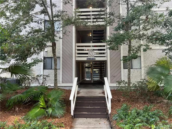 45 Folly Field RD #20L, Hilton Head Island, SC 29928