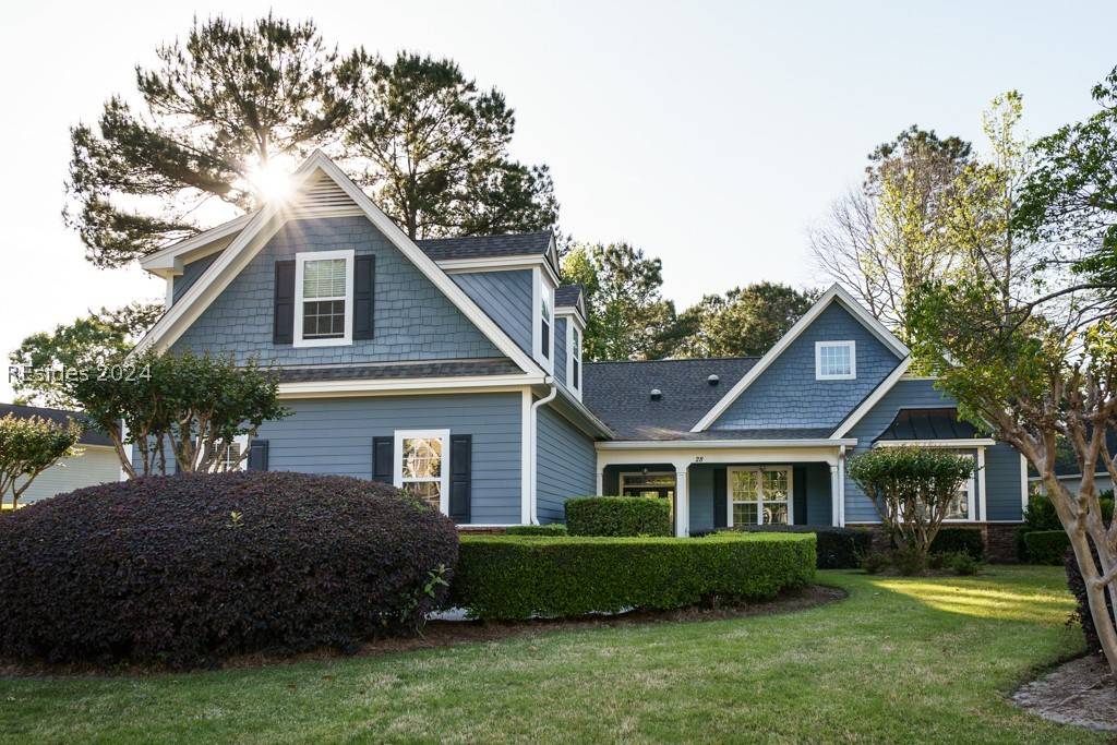 28 Lakes Crossing, Bluffton, SC 29910