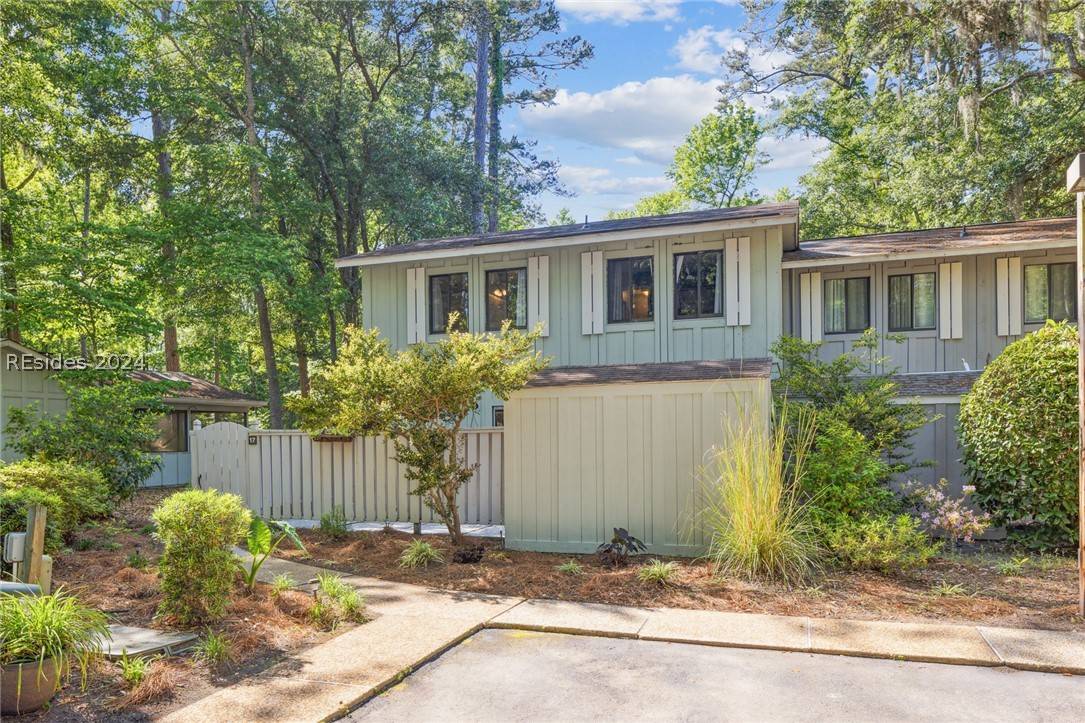17 Broomsedge CT,  Hilton Head Island,  SC 29926
