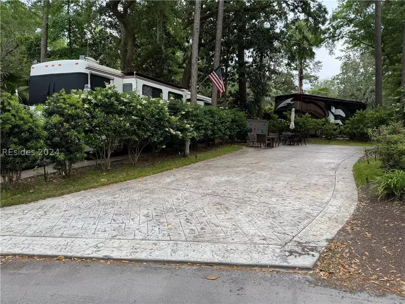 133 Arrow Rd #187, Hilton Head Island, SC 29928