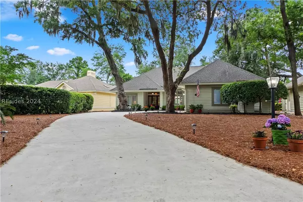 63 Old Fort DR,  Hilton Head Island,  SC 29926