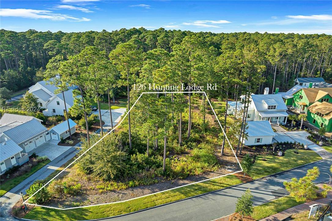 Bluffton, SC 29910,126 Hunting Lodge RD