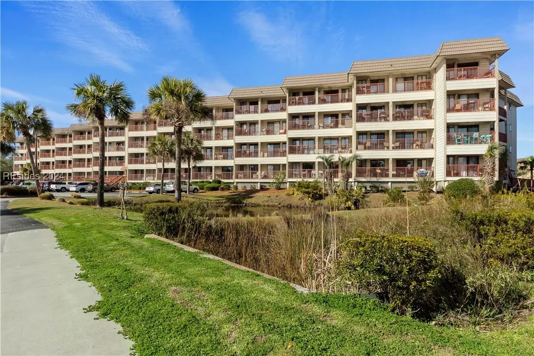 Hilton Head Island, SC 29928,40 Folly Field RD #A233