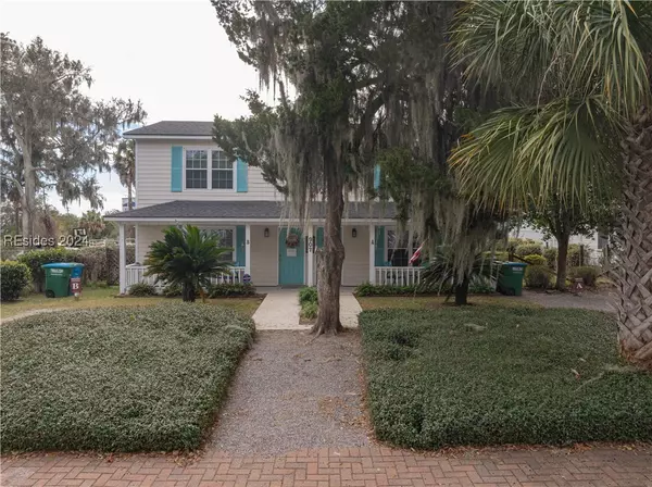 Port Royal, SC 29935,907 8th ST