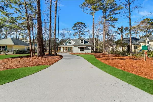 Bluffton, SC 29910,30 Fairway DR