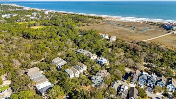 33 Corrine LN, Hilton Head Island, SC 29928