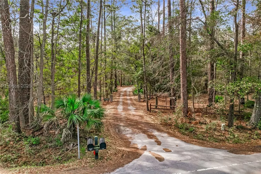 Bluffton, SC 29910,1140 May River RD