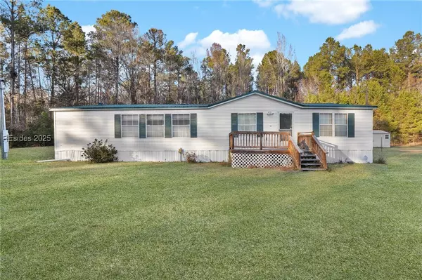 477 Tanglewood DR, Pineland, SC 29934
