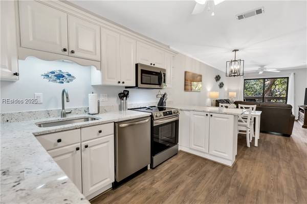45 Folly Field RD #20J, Hilton Head Island, SC 29928