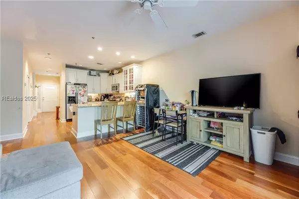 Hilton Head Island, SC 29928,10 Yacht Cove DR #206