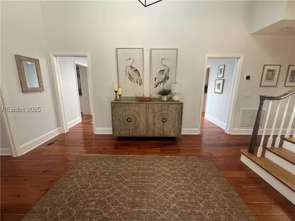 Hilton Head Island, SC 29928,32 Plantation DR