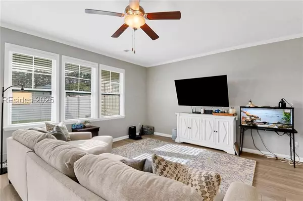 Bluffton, SC 29910,154 Brickway ST