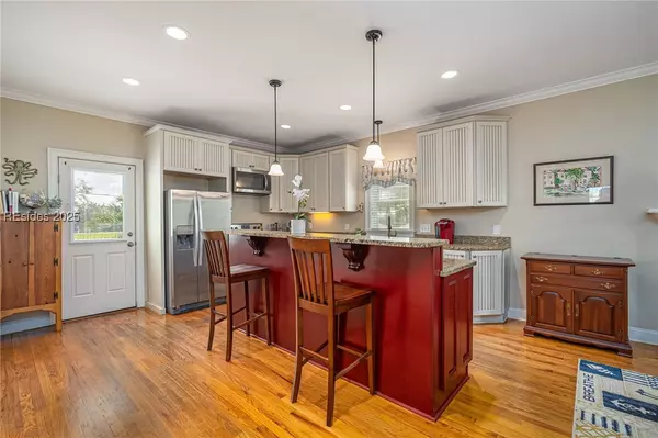 Tybee Island, GA 31328,208 Jones AVE