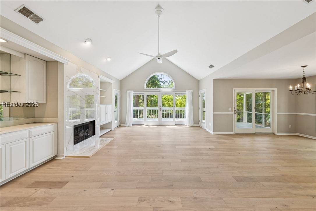 Hilton Head Island, SC 29928,5 Bateau RD