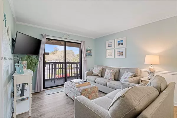 40 Folly Field RD #E14, Hilton Head Island, SC 29928