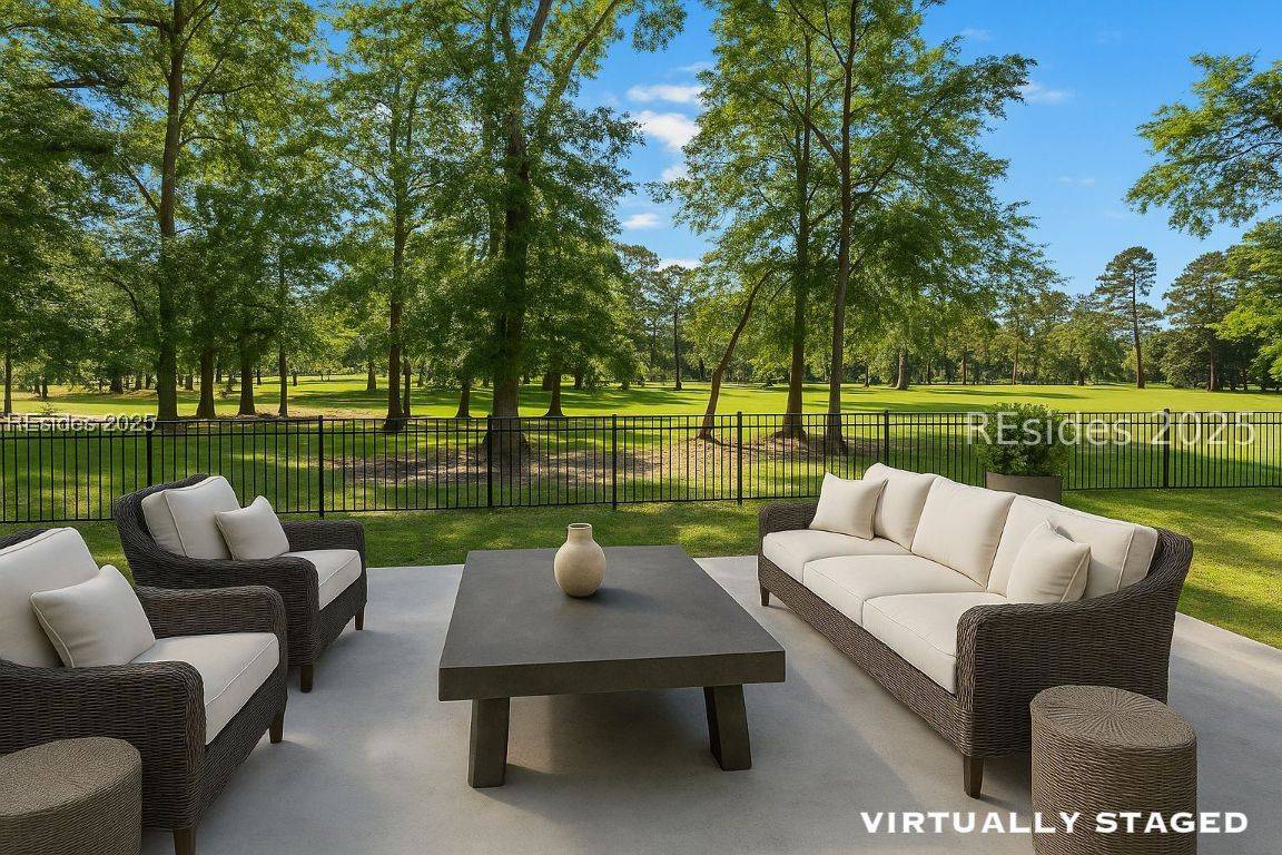 51 White Oaks CIR, Bluffton, SC 29910
