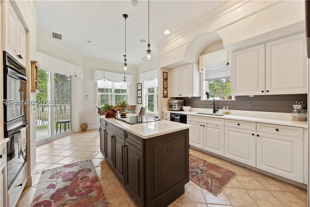 207 Berwick DR #207, Hilton Head Island, SC 29926