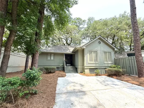 25 Wildwood RD, Hilton Head Island, SC 29928
