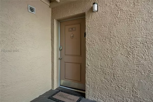 Hilton Head Island, SC 29928,85 Folly Field RD #116