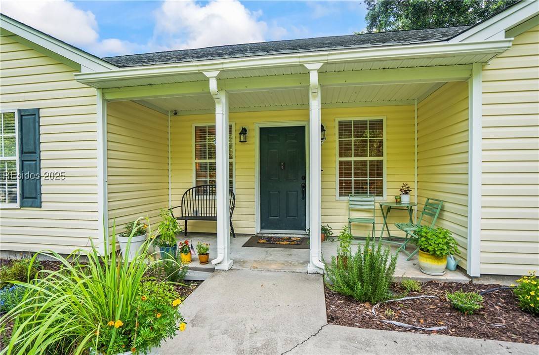 Yemassee, SC 29945,27 Tulifinney LN