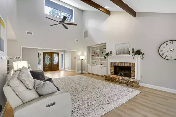Hilton Head Island, SC 29926,22 Headlands DR