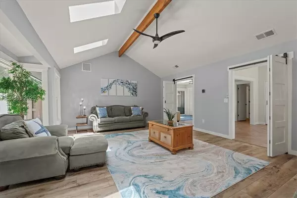 Hilton Head Island, SC 29928,15 Deer Run LN