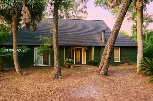 3 Flamingo ST, Hilton Head Island, SC 29928