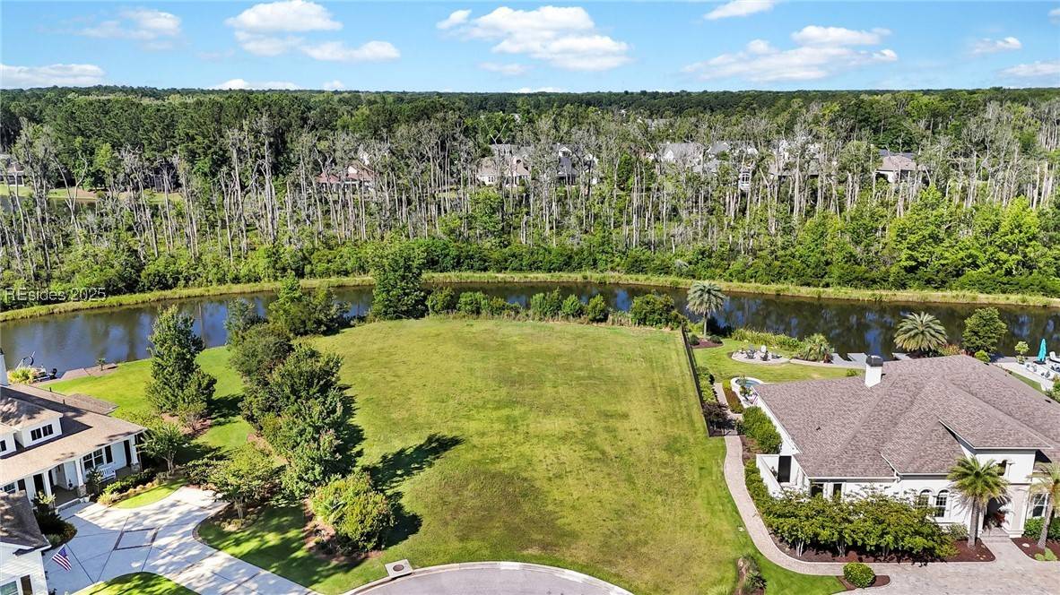 Bluffton, SC 29910,4 Fish Dancer CIR