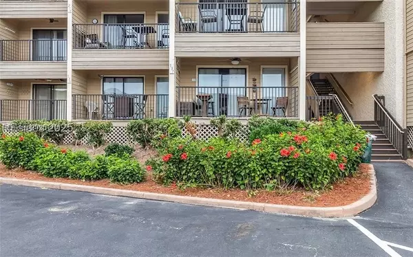 Hilton Head Island, SC 29928,40 Folly Field RD #A130