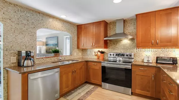 Hilton Head Island, SC 29928,7 Strath CT