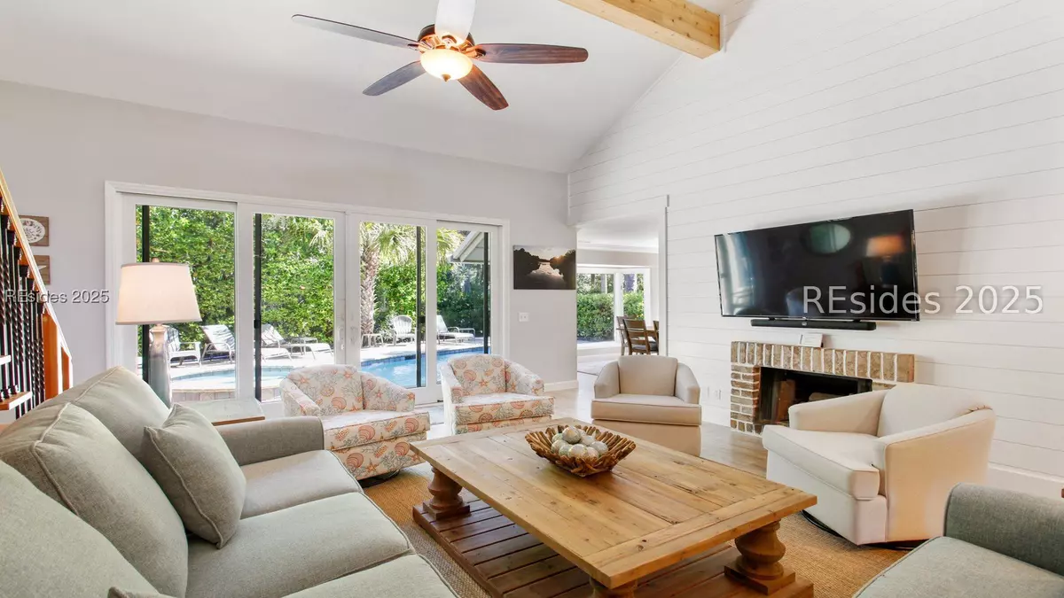 Hilton Head Island, SC 29928,7 Strath CT