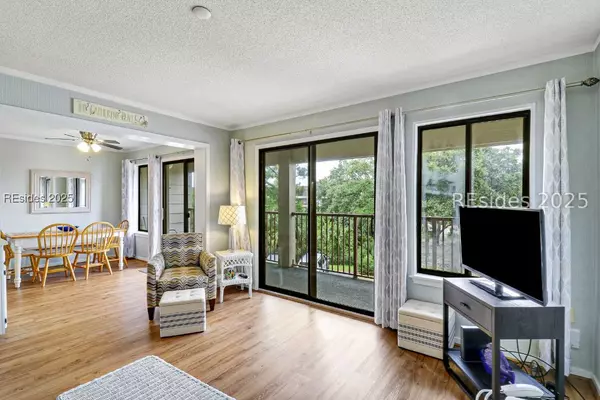Hilton Head Island, SC 29928,40 Folly Field RD #224