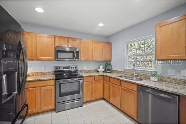 Bluffton, SC 29910,102 Pine Ridge DR