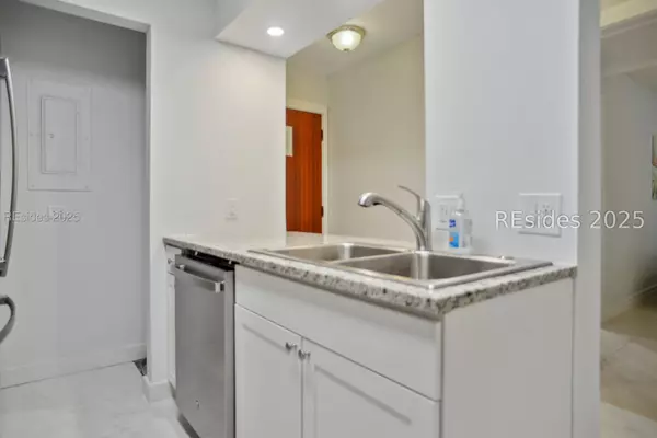 Hilton Head Island, SC 29928,34 S Forest Beach DR S #D3