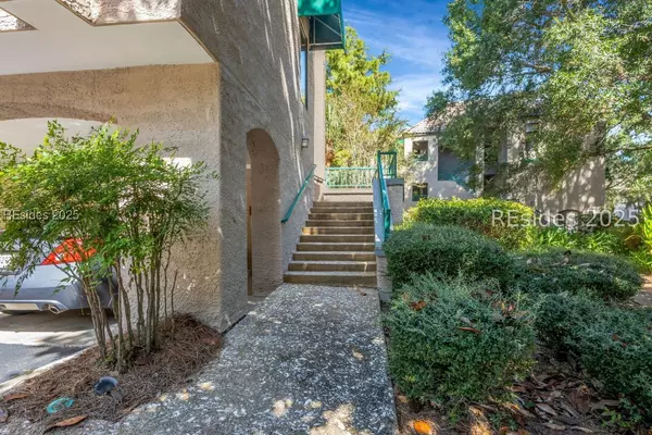 Hilton Head Island, SC 29928,3 Shelter Cove LN #7445