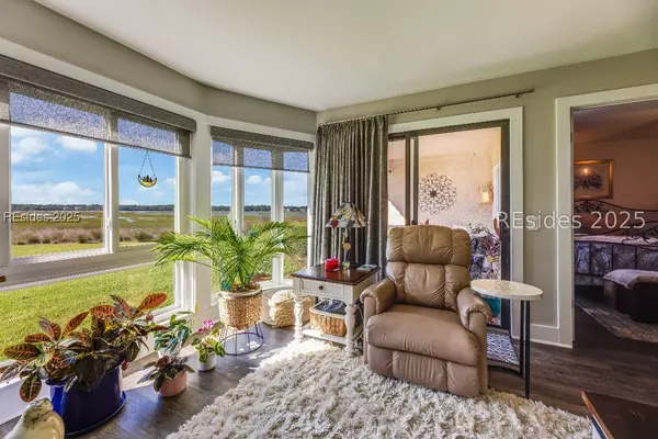Hilton Head Island, SC 29928,5 Newport Drive DR #2105