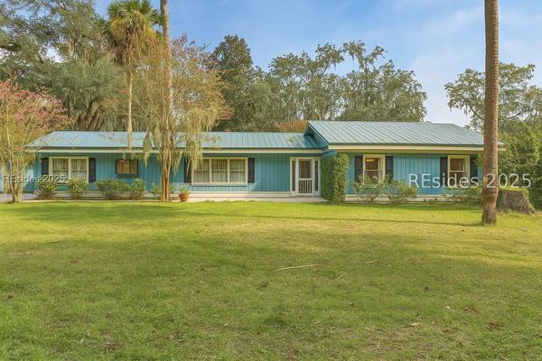 9 Palmetto Beach DR, Bluffton, SC 29910