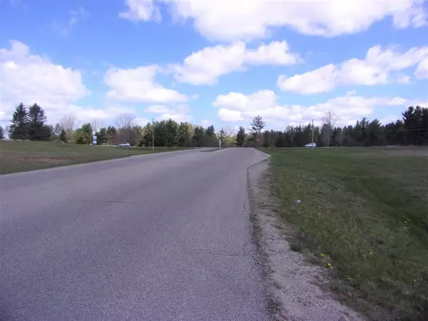 West Branch, MI 48661,0 Fox Run Road