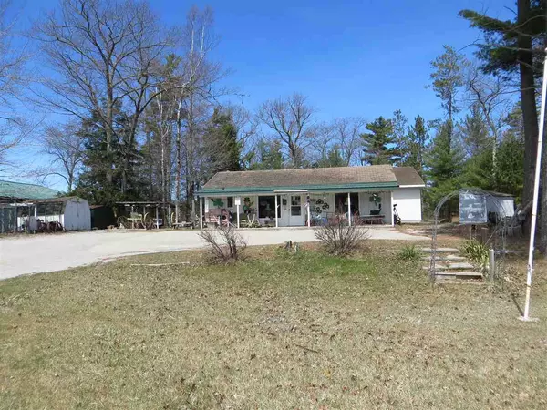Oscoda, MI 48750,2083 N US-23
