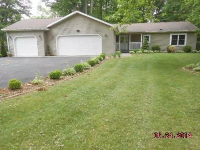 5381 Marquette Drive, Coloma, MI 49038