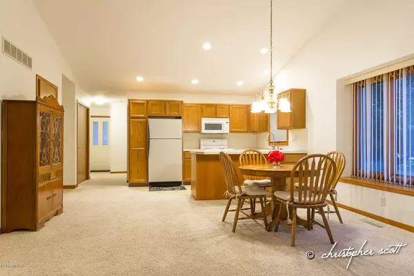 Zeeland, MI 49464,218 Parkside Drive #218