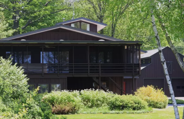 Fennville, MI 49408,2847 Lakeshore Drive