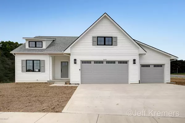 Grandville, MI 49418,687 Stonebriar Circle #5
